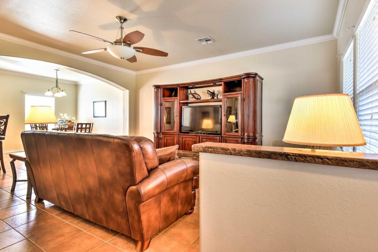 Waterfront Corpus Christi Townhome With Pool And Dock! 외부 사진