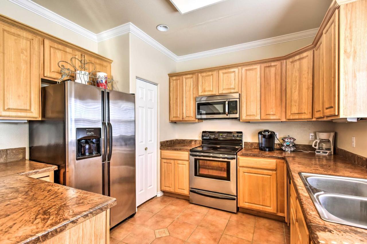 Waterfront Corpus Christi Townhome With Pool And Dock! 외부 사진