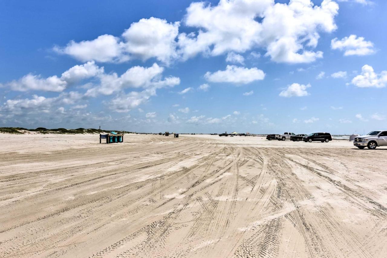 Waterfront Corpus Christi Townhome With Pool And Dock! 외부 사진