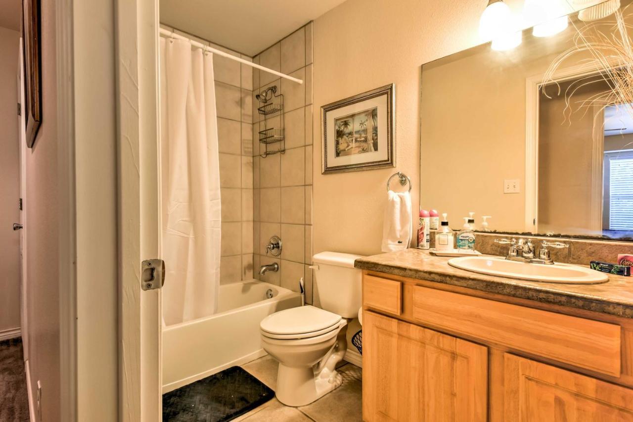 Waterfront Corpus Christi Townhome With Pool And Dock! 외부 사진