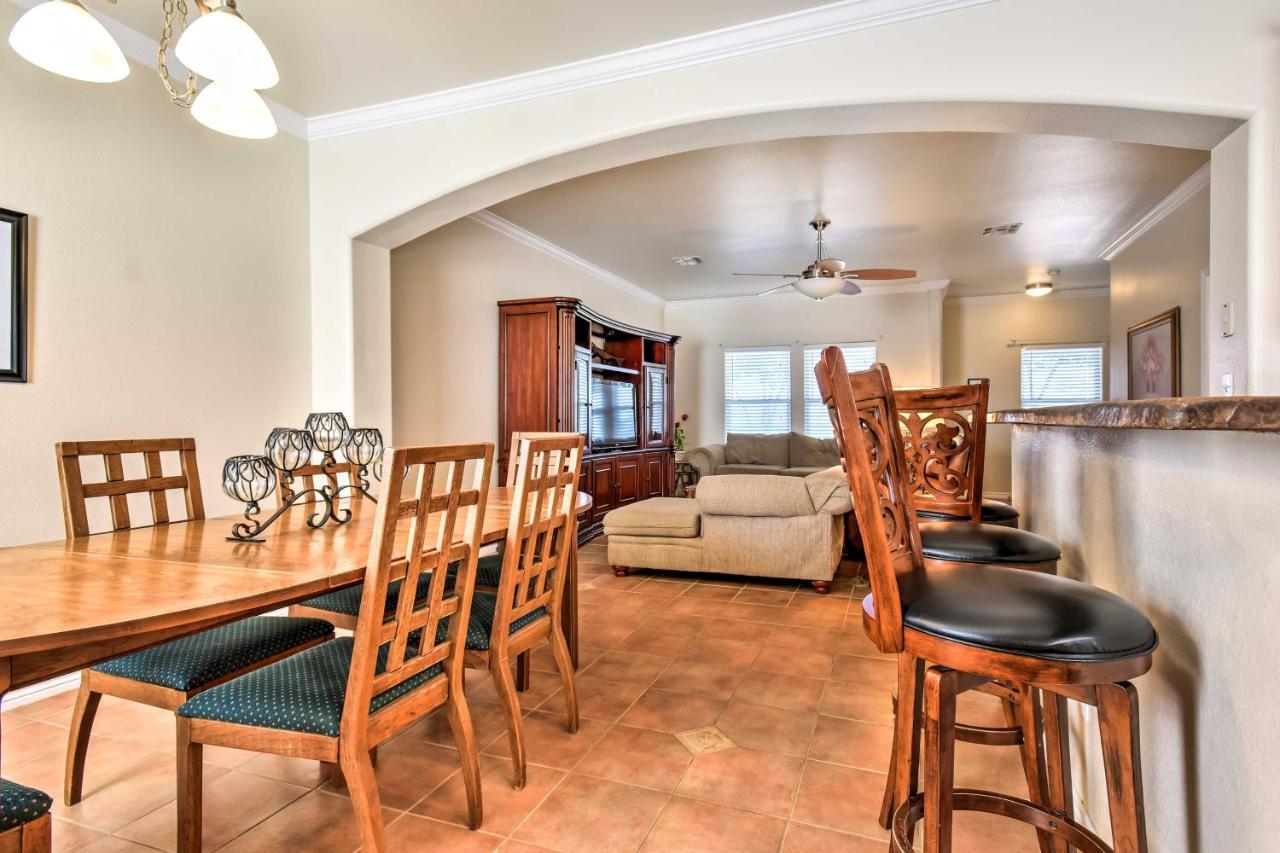 Waterfront Corpus Christi Townhome With Pool And Dock! 외부 사진